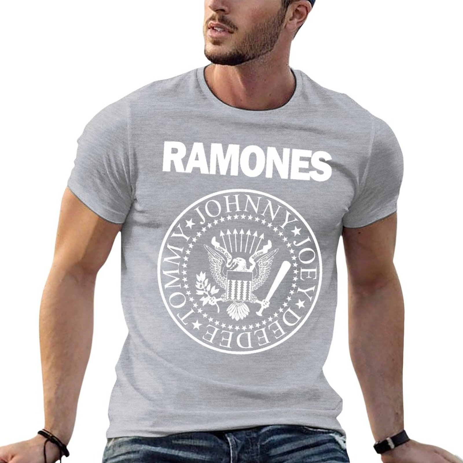 The Ramone Merch Essential T-S - Anime Merch Shopping recension och pris